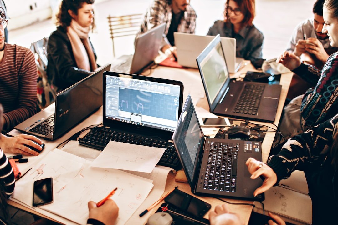 E-Commerce And Digital Transformation: Building Online Stores That Thrive 1 E-Commerce And Digital Transformation Illustration 1