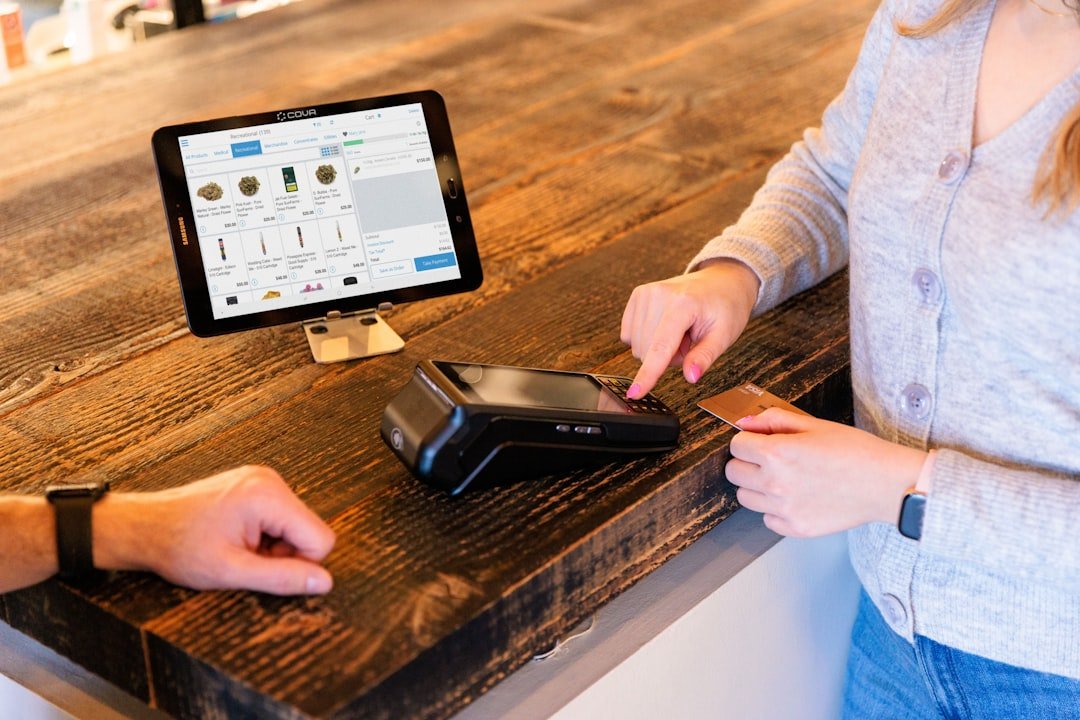 E-Commerce And Digital Transformation: Building Online Stores That Thrive 3 E-Commerce And Digital Transformation Illustration 3