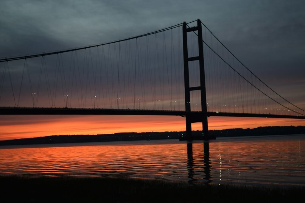 The Humber Bridge spanning the estuary between East Yorkshire and North Lincolnshire